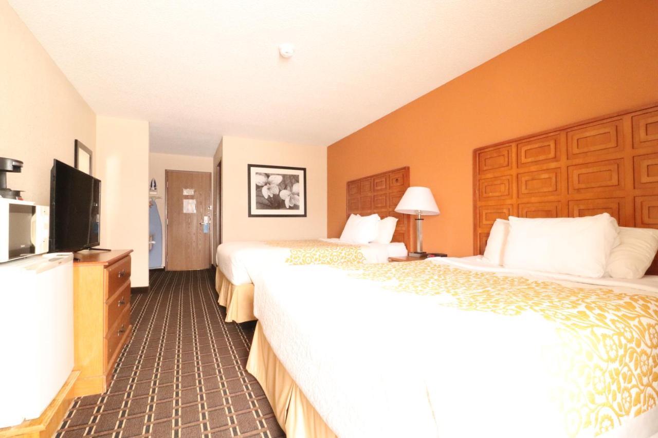 Days Inn By Wyndham Black River Falls - Access To Atv Trail מראה חיצוני תמונה