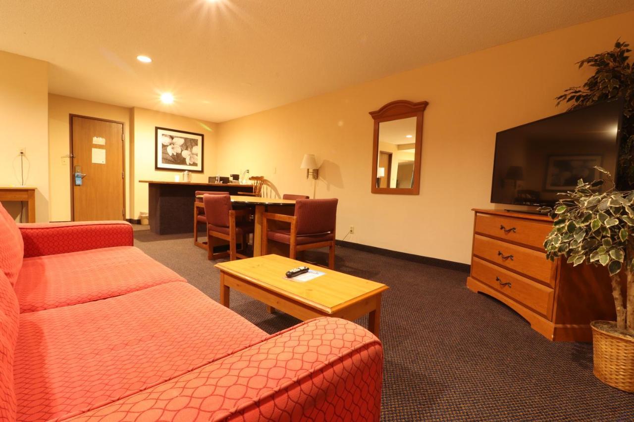Days Inn By Wyndham Black River Falls - Access To Atv Trail מראה חיצוני תמונה