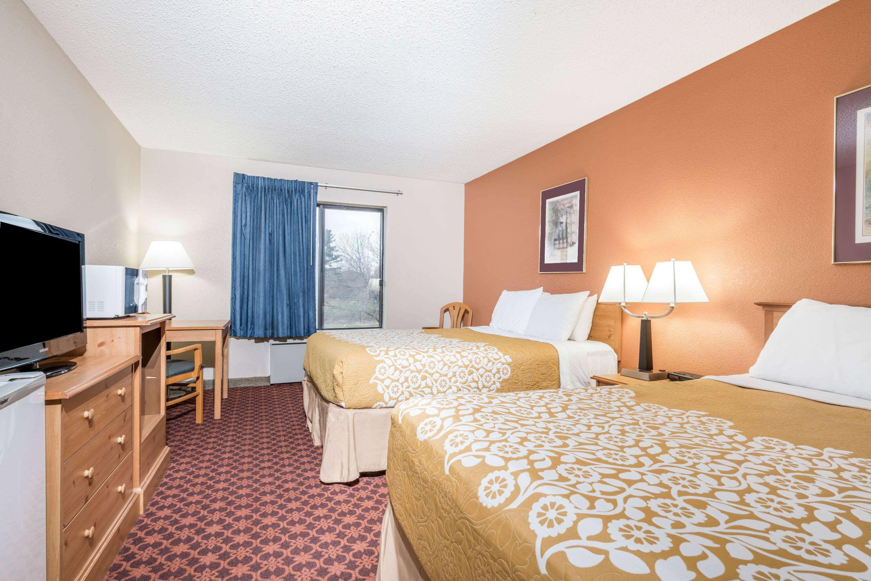 Days Inn By Wyndham Black River Falls - Access To Atv Trail מראה חיצוני תמונה