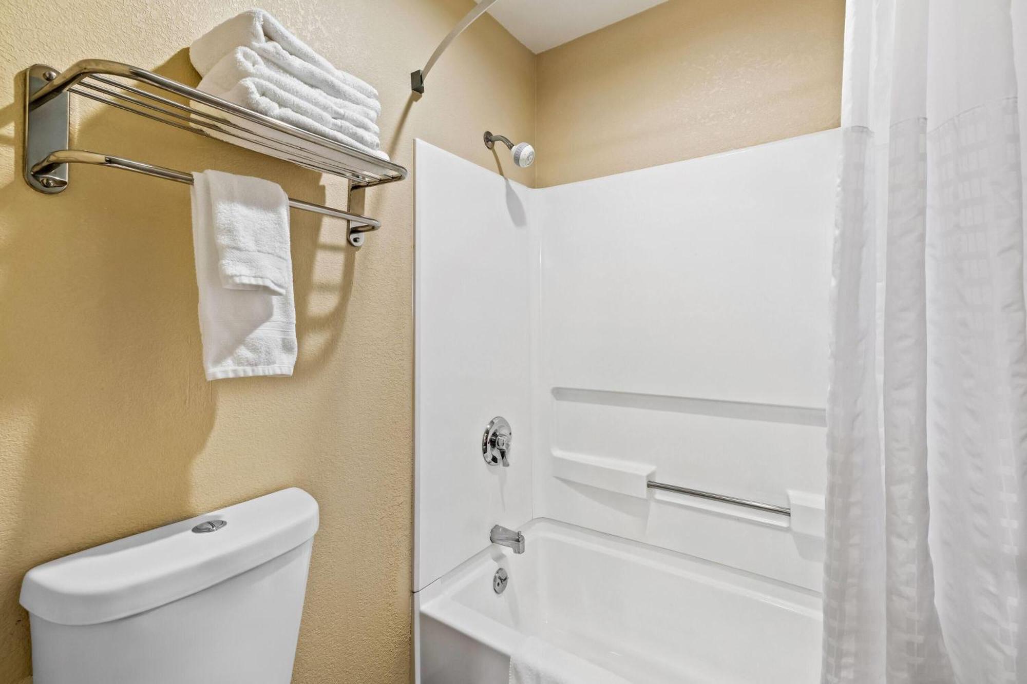 Days Inn By Wyndham Black River Falls - Access To Atv Trail מראה חיצוני תמונה