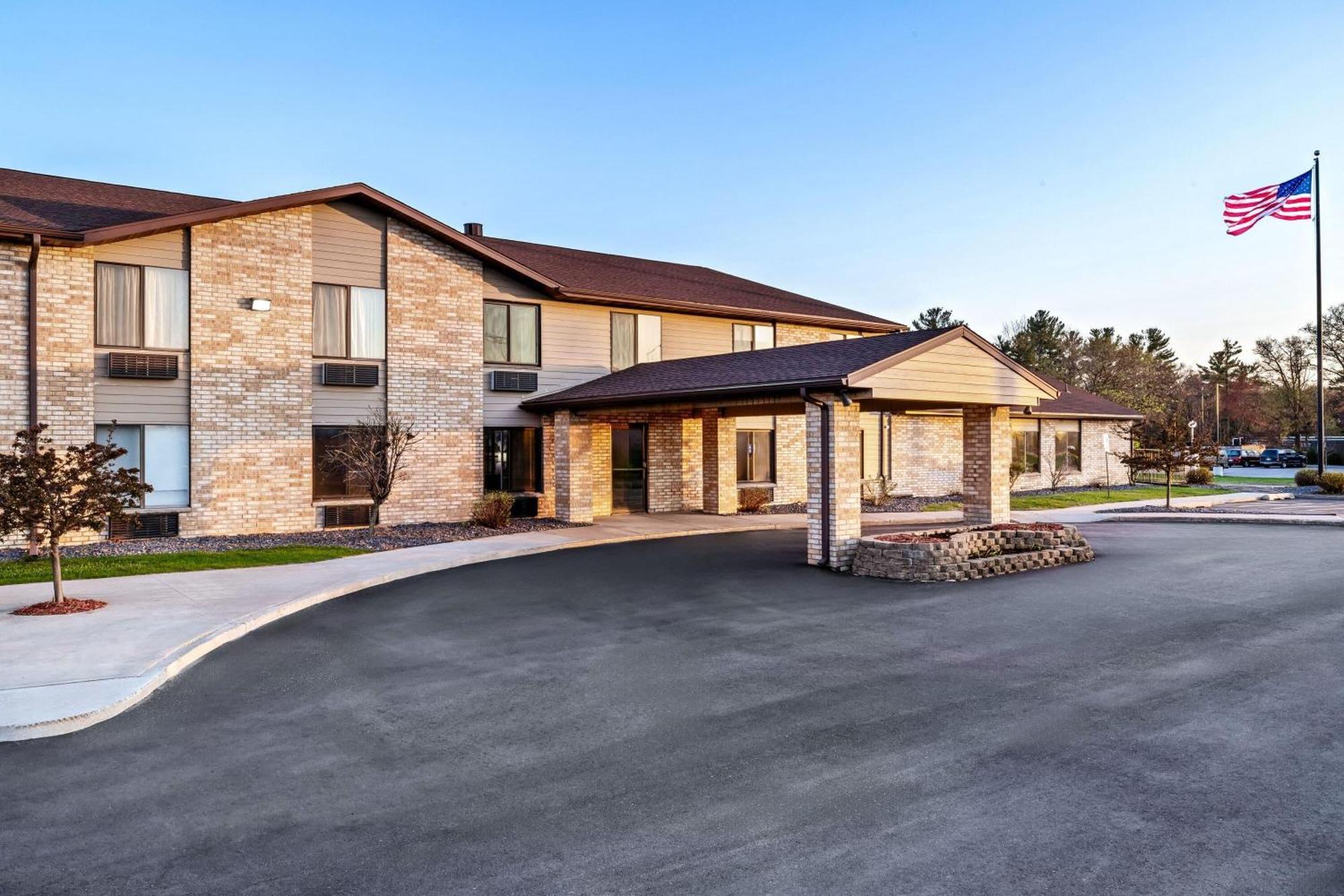 Days Inn By Wyndham Black River Falls - Access To Atv Trail מראה חיצוני תמונה