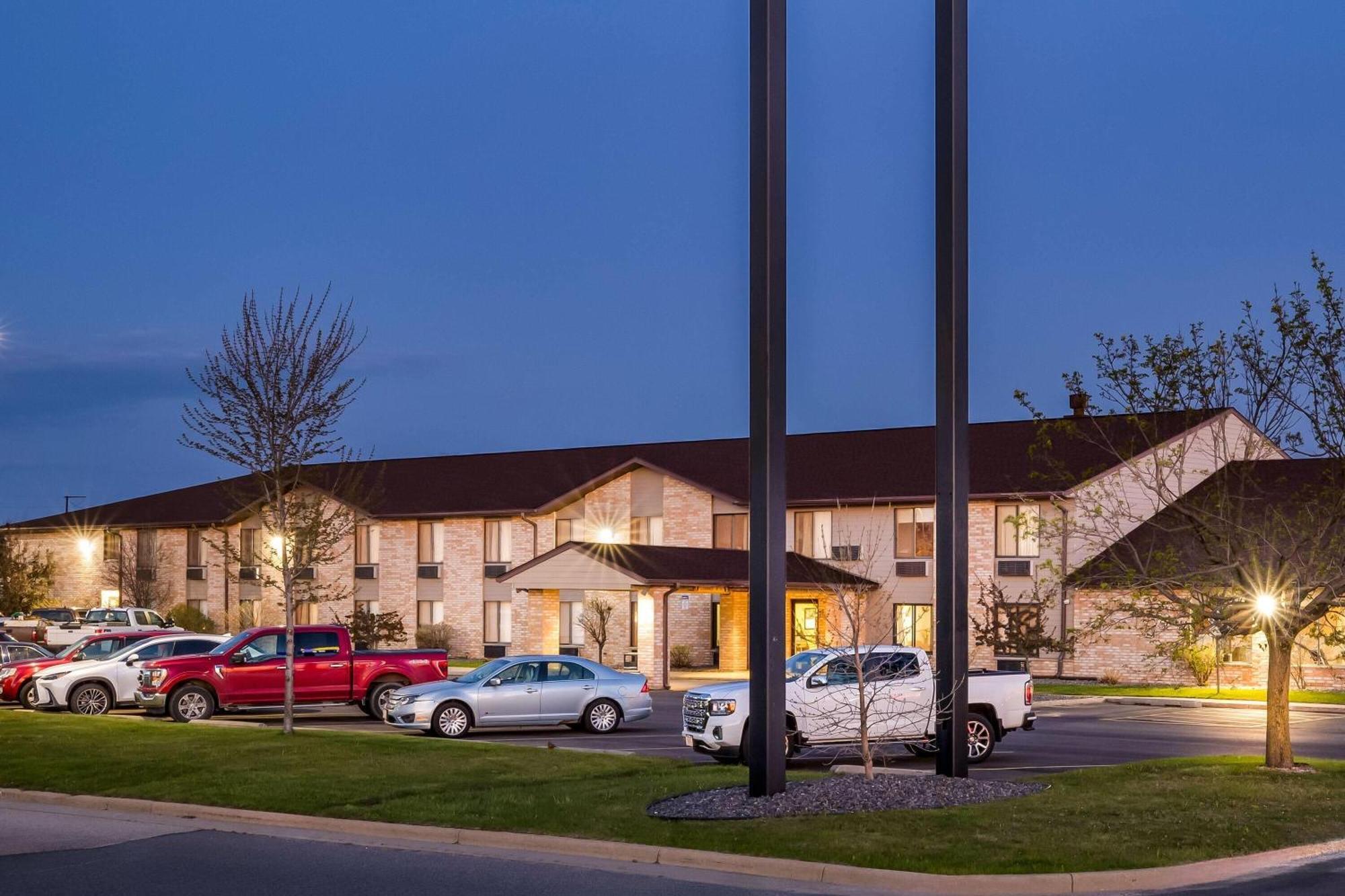 Days Inn By Wyndham Black River Falls - Access To Atv Trail מראה חיצוני תמונה