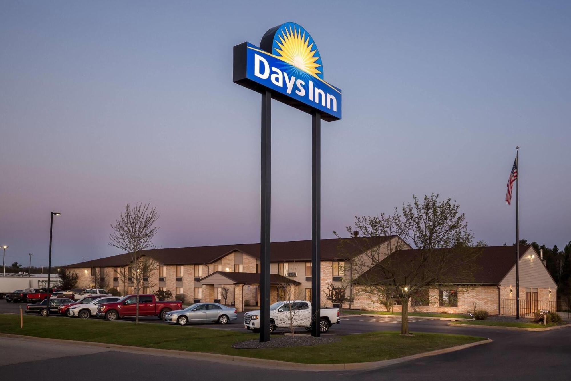 Days Inn By Wyndham Black River Falls - Access To Atv Trail מראה חיצוני תמונה