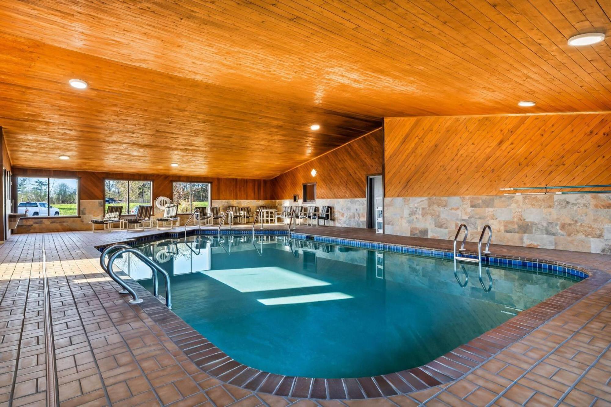 Days Inn By Wyndham Black River Falls - Access To Atv Trail מראה חיצוני תמונה